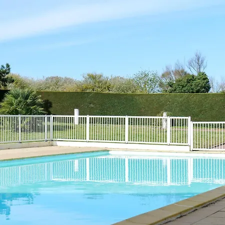 Appartement Avec Piscine Commune - Quartier Pironniere - 4 Personnes Les Sables-dʼOlonne