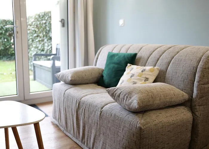 Avec Piscine Commune - Quartier Pironniere - 4 Personnes 아파트 *